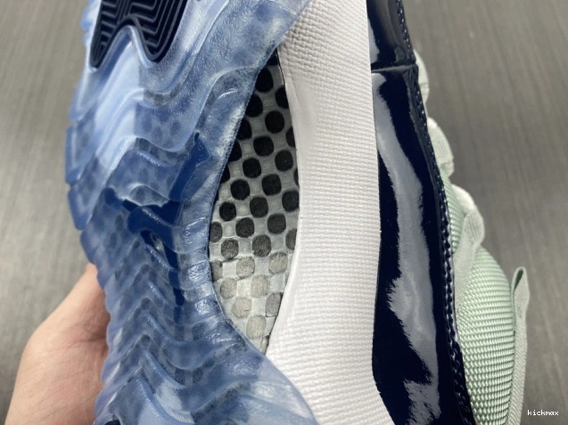 Rep MAX Jordan Retro Georgetown 528895-007 Air Low 11 0824
